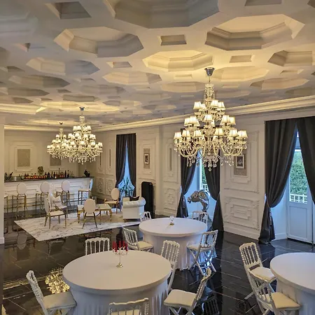 Couette-café Château D'amenon à 35mn Du Circuit Du Mans Et 35mn De Tours La Chapelle-aux-Choux