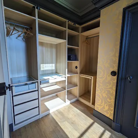 Bed & Breakfast Chateau D'amenon A 35mn Du Circuit Du Mans Et 35mn De Tours