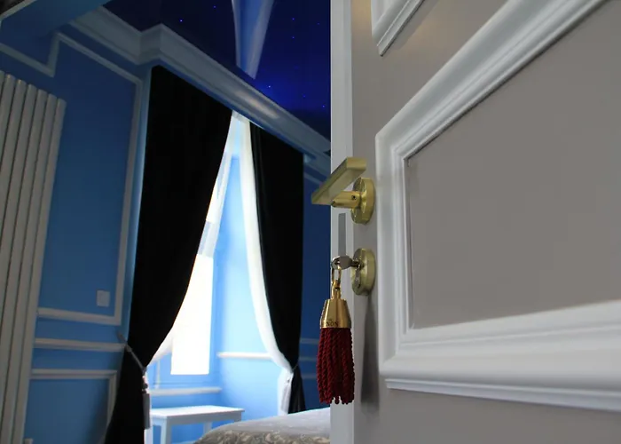 Chateau D'amenon A 35mn Du Circuit Du Mans Et 35mn De Tours 3* La Chapelle-aux-Choux